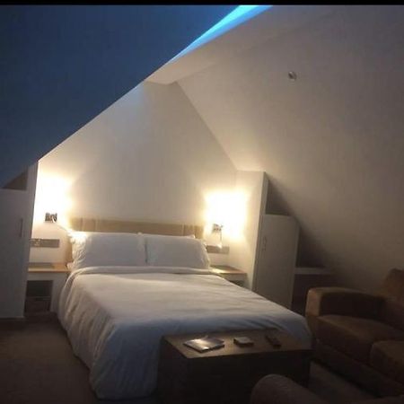 Hugh Town Storm Cottage B&B מראה חיצוני תמונה