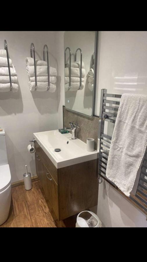 Hugh Town Storm Cottage B&B מראה חיצוני תמונה